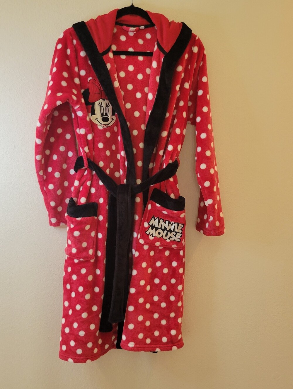 Disney Minnie Mouse Red Polka Dot Hooded Fleecy Ladies Robe W Black Trim Small.